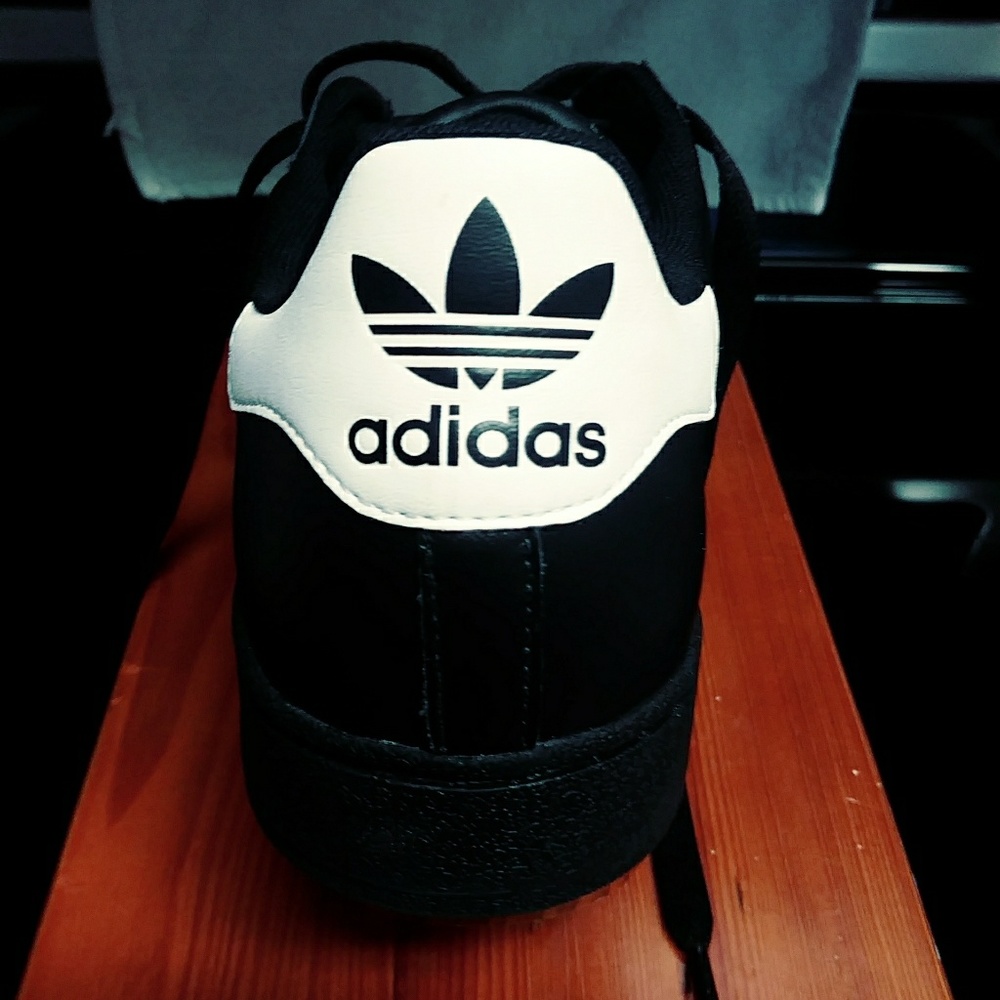 Adidas Shell Toe (New) - Picture 6 of 7